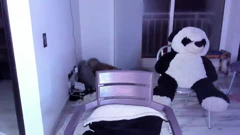 Snapshot of missloren333 chatting on October 24, 7:37 am missloren333 online show from October 24, 7:37 am