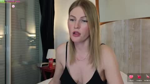 Misslucci online show from March 2, 4:58 pm