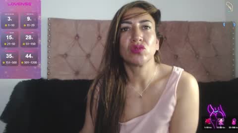 luccy online show from March 11, 9:59 pm