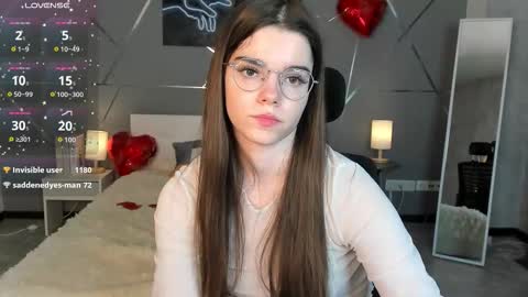 misss_evelyne online show from February 20, 6:26 am