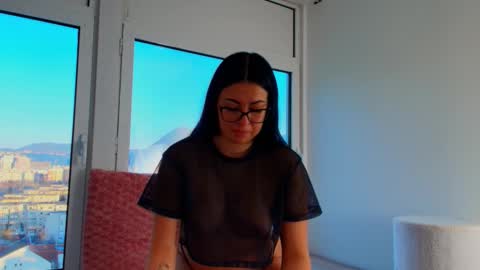 missyscarlet online show from March 8, 5:11 am