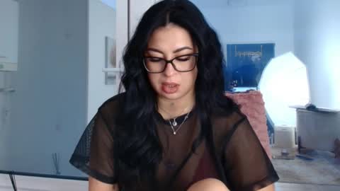 missyscarlet online show from April 2, 4:21 am