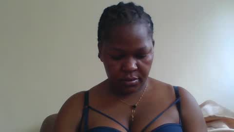 misticmoment online show from June 19, 9:35 am