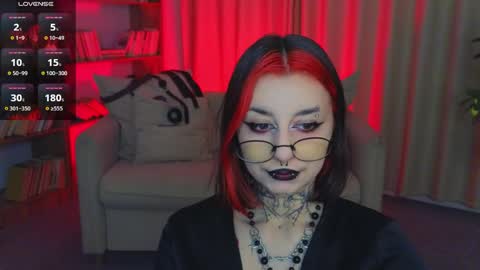 Marcelline online show from May 14, 2:39 am