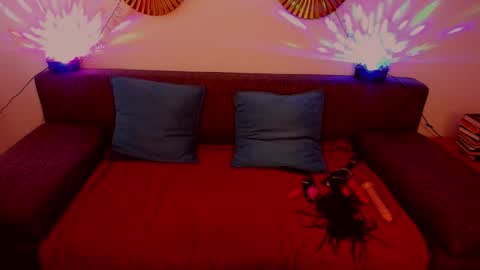 Meagan online show from October 15, 7:11 am