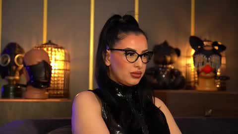 Mistress Kelly online show from February 23, 12:11 am