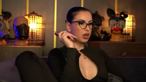 Mistress Kelly online show from May 31, 10:11 pm