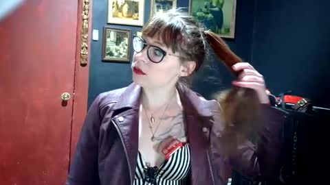 MistressThrope online show from April 6, 11:17 pm