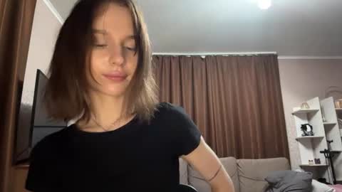 mivique online show from June 17, 12:34 am