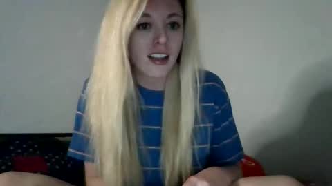 mizzymay10101 online show from March 5, 2:40 am