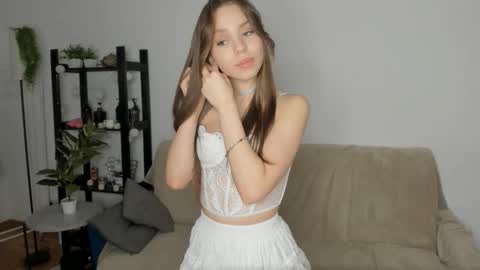 Snapshot of moanshade chatting on October 19, 2:08 pm CandyStacy online show from October 19, 2:08 pm