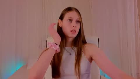 Molly online show from October 2, 9:31 pm