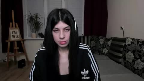 molaganna online show from December 17, 9:19 pm