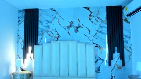 Hey Guys  Im Mollie online show from November 12, 12:14 pm