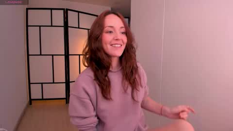   MOLLY   online show from March 26, 5:58 pm