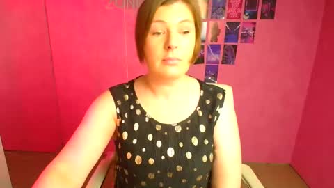 Molly online show from April 3, 11:52 am