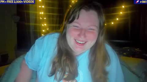 molly_moons online show from November 27, 4:15 am