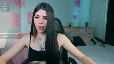Molly online show from June 23, 3:59 am
