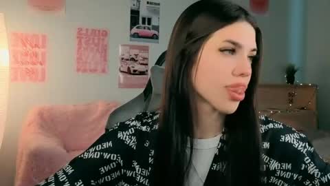 Molly online show from April 30, 3:34 am
