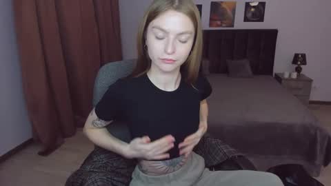 Snapshot of mollydangerous chatting on December 26, 12:59 pm Taisha online show from December 26, 12:59 pm