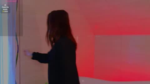 Molly online show from March 31, 10:48 am