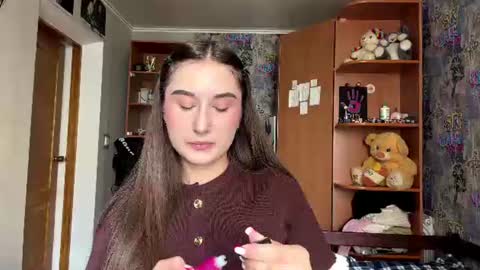 Molly online show from July 10, 9:43 am