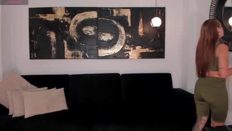 Snapshot of mollysunders_ chatting on December 29, 6:16 pm Molly Sunders online show from December 29, 6:16 pm
