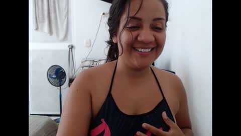 cute annie online show from December 8, 2:30 pm