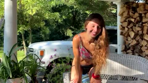 Mia  online show from July 3, 12:55 pm