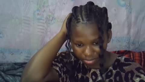 momsdoll online show from February 17, 7:51 am