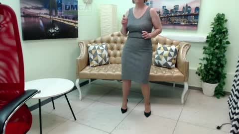 Mona online show from April 1, 1:41 pm