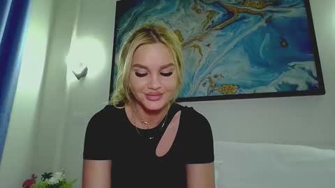 Monica online show from October 29, 4:28 am