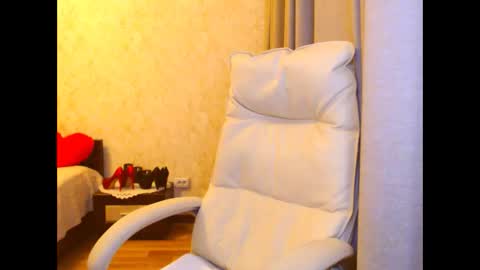 monica online show from October 16, 3:14 pm