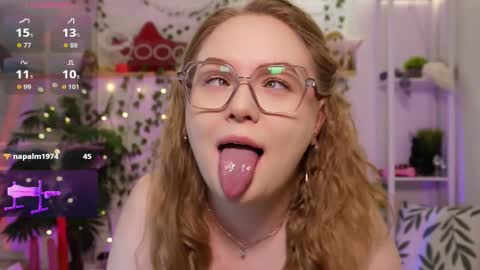 monicaasis online show from November 19, 5:57 pm