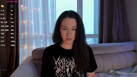 Monica online show from February 8, 1:54 pm