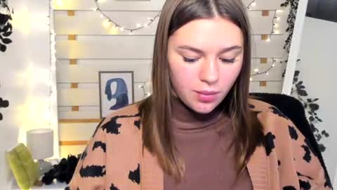 Monika online show from November 25, 3:03 pm