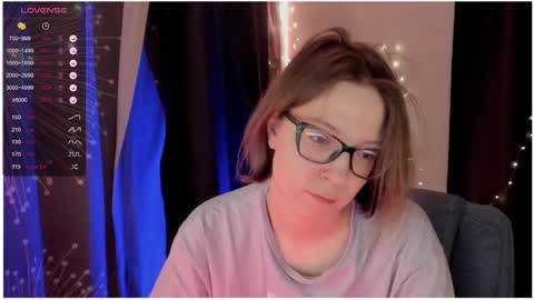 Snapshot of moon__girl chatting on March 9, 6:32 pm Roxy online show from March 9, 6:32 pm