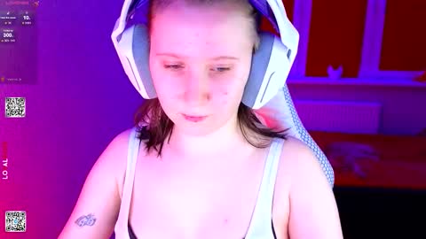 Lola online show from February 18, 5:23 pm