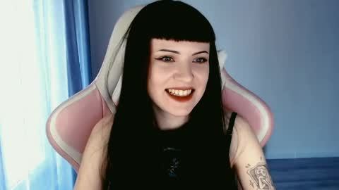  sophie  online show from April 29, 4:09 pm
