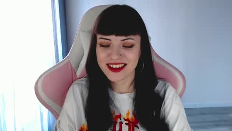  sophie  online show from April 19, 3:01 pm