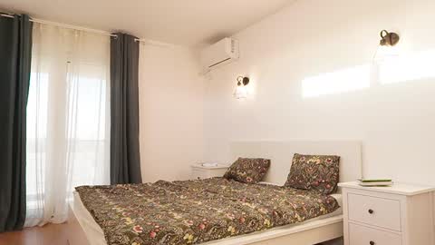 Anna online show from October 31, 5:42 am