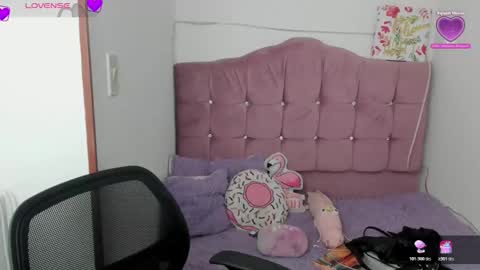 morena_rodriguez_9 online show from December 2, 7:16 pm