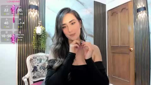 Moriah online show from June 3, 7:08 pm