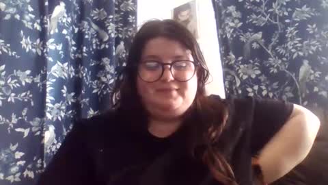 bigcurvybeauty online show from May 24, 4:39 pm