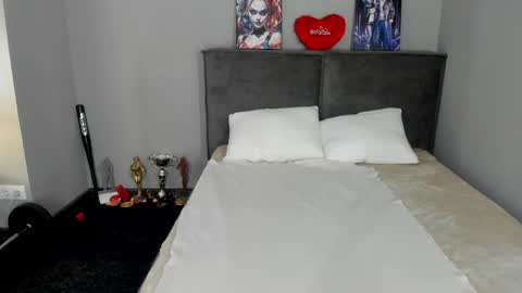 Eva online show from May 1, 9:12 am