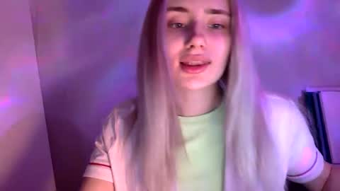 musescorner online show from April 22, 6:38 pm