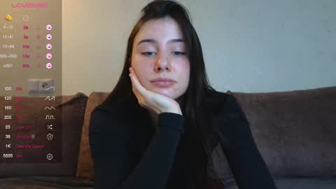 Im Marine online show from April 7, 7:49 pm