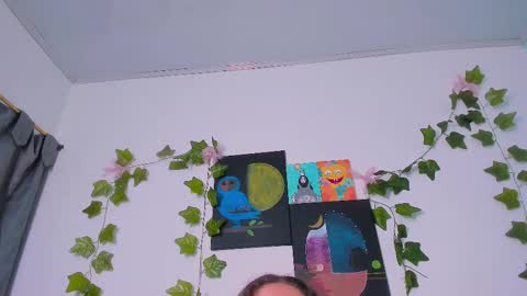 Sara IG   online show from October 10, 9:14 am