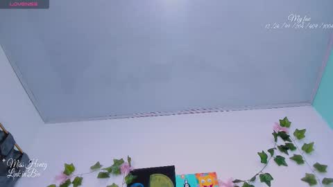 Sara IG   online show from January 8, 9:35 am