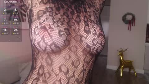 Snapshot of my_hannah chatting on January 13, 10:58 am Hannah  welcome  online show from January 13, 10:58 am